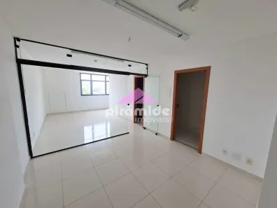 Sala Comercial à venda, 45m² no Centro, São José dos Campos