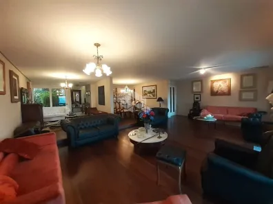 Casa com 3 Quartos à venda, 350m² no Vila Assunção, Porto Alegre