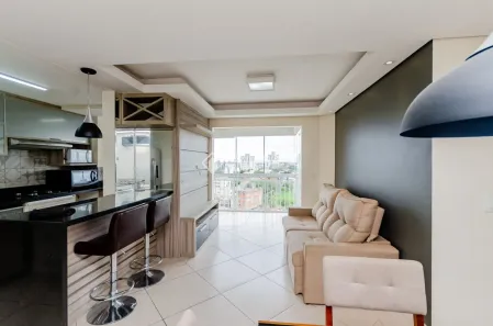 Apartamento com 2 Quartos para alugar, 82m² no Vila Ipiranga, Porto Alegre