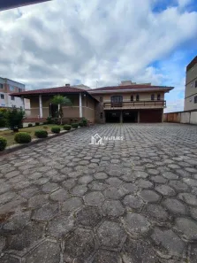 Imóvel Comercial com 4 Quartos para alugar, 314m² no Centro, Quatro Barras