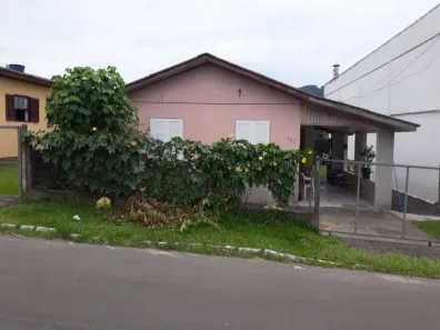 Casa com 3 Quartos à venda, 150m² no Centro, Santa Rosa do Sul