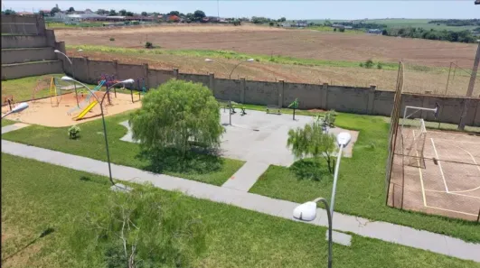 Apartamento com 2 Quartos à venda, 43m² no Parque Tarumã, Maringá
