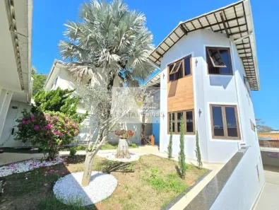 Casa com 5 Quartos à venda, 360m² no Extensão Novo Rio das Ostras, Rio das Ostras