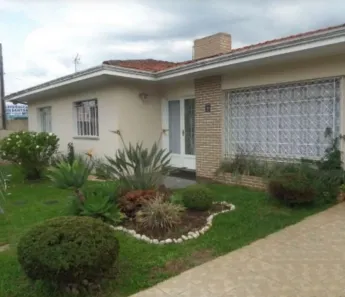 Casa com 6 Quartos para venda ou aluguel, 237m² no Uvaranas, Ponta Grossa