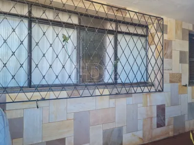 Casa com 2 Quartos à venda, 107m² no Centro, Araraquara