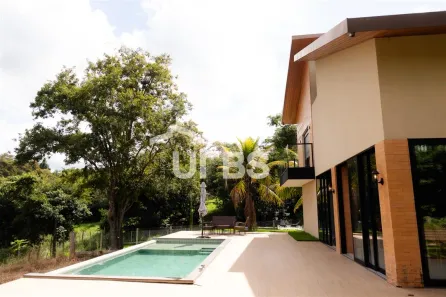 Fazenda/Sítio com 4 Quartos à venda, 300m² no , Hidrolândia