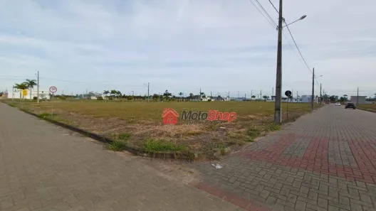 Lote/Terreno à venda, 339m² no Arapongas, Araranguá