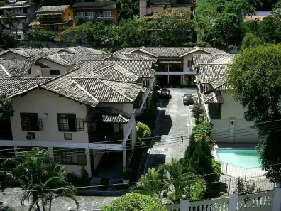 Casa de Condomínio com 3 Quartos à venda, 90m² no Baldeador, Niterói