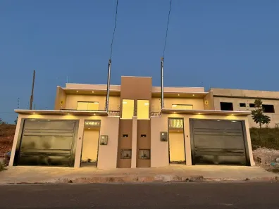 Casa com 3 Quartos à venda, 100m² no Jardim Belvedere, Pouso Alegre