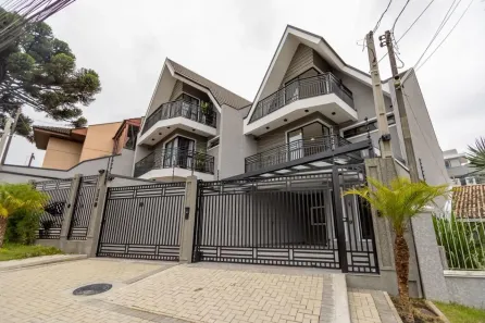 Casa de Condomínio com 3 Quartos à venda, 228m² no Vista Alegre, Curitiba