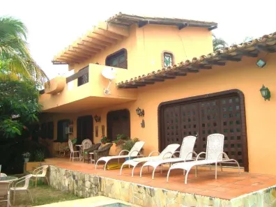 Casa com 3 Quartos à venda, 450m² no Village da Ferradura, Armação dos Búzios