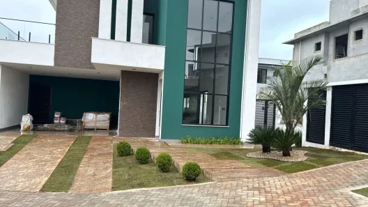 Casa de Condomínio com 4 Quartos à venda, 217m² no Cézar de Souza, Mogi das Cruzes