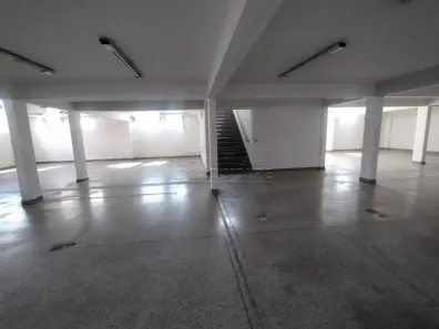 Ponto Comercial para alugar, 637m² no Vila Cardia, Bauru