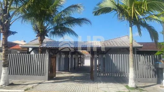 Casa com 8 Quartos à venda, 250m² no Balneário Caravelas I, Matinhos