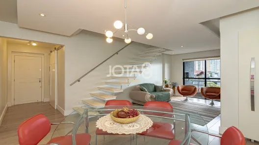 Apartamento com 3 Quartos à venda, 175m² no Cabral, Curitiba