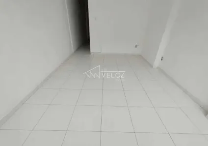 Kitnet à venda, 26m² no Centro, Rio de Janeiro