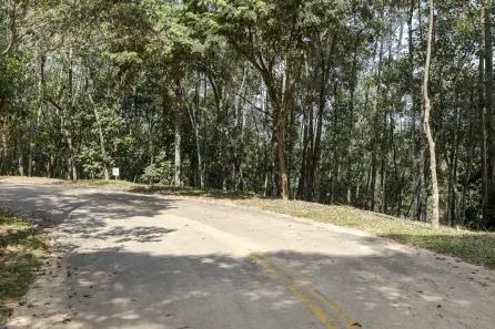 Lote/Terreno à venda, 2462m² no Serra dos Lagos (Jordanésia), Cajamar