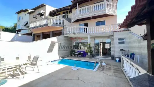 Casa de Condomínio com 5 Quartos à venda, 190m² no Anil, Rio de Janeiro