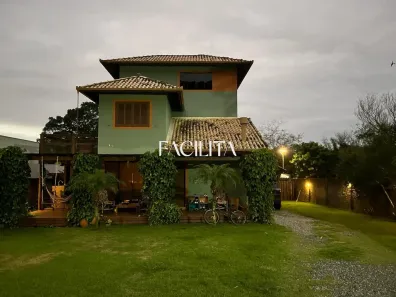 Casa com 3 Quartos para alugar, 482m² no Pântano do Sul, Florianópolis