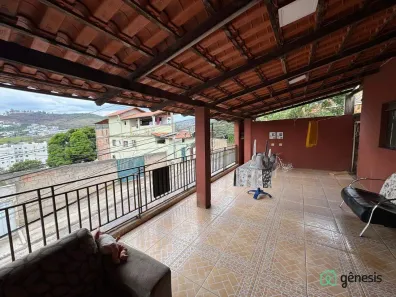 Casa com 3 Quartos à venda, 222m² no Palmeiras, Belo Horizonte
