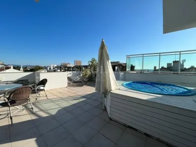 Cobertura com 3 Quartos à venda, 196m² no Canasvieiras, Florianópolis
