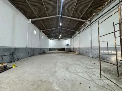 Galpão/Depósito/Armazém para alugar, 300m² no Samambaia, Praia Grande