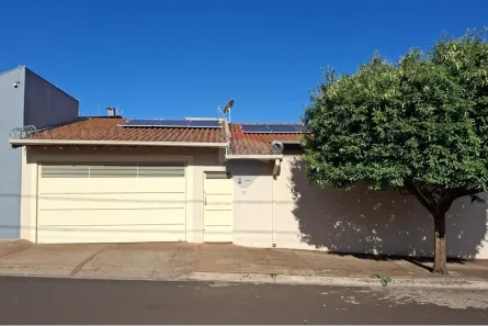Casa com 3 Quartos à venda, 197m² no Jardim Santo Expedito, Orlândia