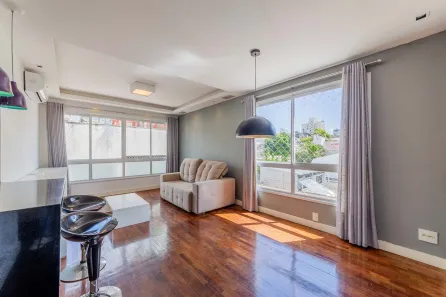 Apartamento com 2 Quartos à venda, 75m² no Auxiliadora, Porto Alegre