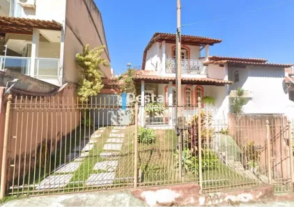 Casa com 4 Quartos à venda, 210m² no Jardim Belvedere, Volta Redonda