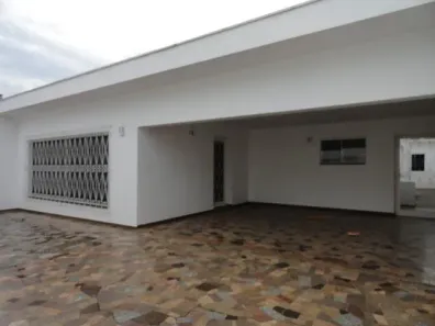 Casa com 3 Quartos à venda, 161m² no Vila São Pedro, Americana