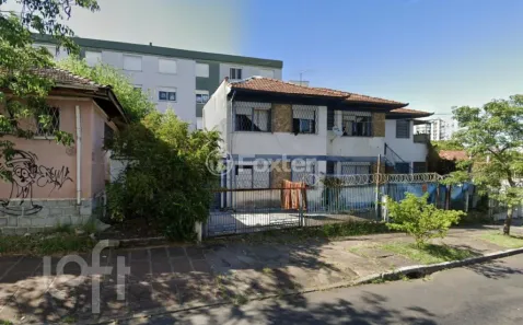 Casa com 1 Quarto à venda, 233m² no Passo da Areia, Porto Alegre