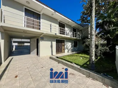 Sobrado com 5 Quartos à venda, 240m² no Quinhoes Do Moitinha, Pontal do Paraná