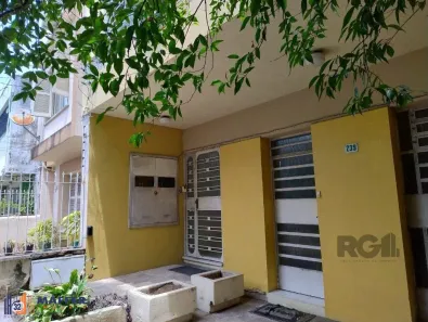 Casa com 3 Quartos à venda, 230m² no Rio Branco, Porto Alegre
