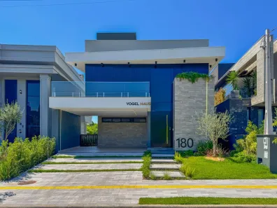 Casa de Condomínio com 4 Quartos à venda, 242m² no Centro, Gravataí