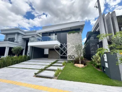 Casa de Condomínio com 4 Quartos à venda, 242m² no Centro, Gravataí