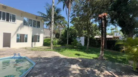 Casa com 3 Quartos à venda, 166m² no Ponta de Baixo, São José