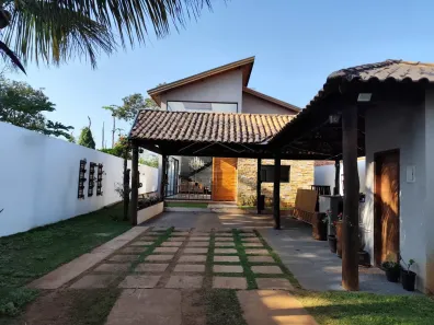 Sobrado com 3 Quartos à venda, 259m² no Vale do Igapó, Bauru
