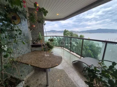 Apartamento com 2 Quartos à venda, 130m² no Coqueiros, Florianópolis