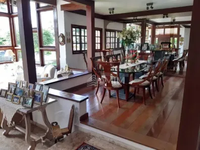 Casa de Condomínio com 5 Quartos à venda, 900m² no Piratininga, Niterói