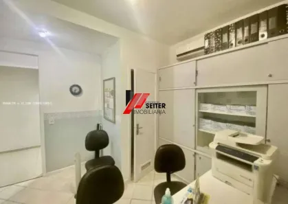 Ponto Comercial à venda, 28m² no Centro, Florianópolis
