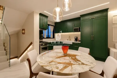 Casa de Condomínio com 2 Quartos à venda, 143m² no Vila Nova Conceição, São Paulo