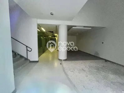 Ponto Comercial com 8 Quartos à venda, 610m² no Copacabana, Rio de Janeiro