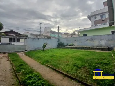 Lote/Terreno à venda, 333m² no Barreiros, São José