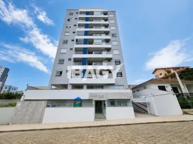 Apartamento com 2 Quartos para alugar, 76m² no Barreiros, São José