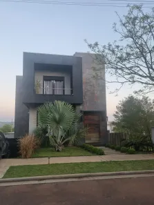 Sobrado com 4 Quartos à venda, 354m² no Jardim Carvalho, Ponta Grossa