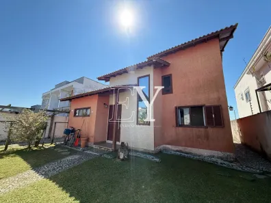 Casa com 3 Quartos à venda, 113m² no Campeche, Florianópolis