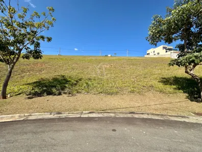 Lote/Terreno à venda, 935m² no São Pedro, Juiz de Fora