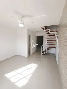 Casa de Condomínio com 2 Quartos à venda, 90m² no Laranjeiras, Caieiras