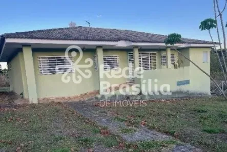 Casa de Condomínio com 4 Quartos para alugar, 300m² no Park Way, Brasília