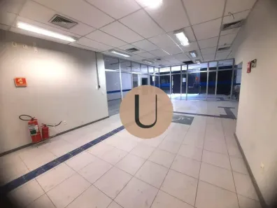 Ponto Comercial para alugar, 670m² no Vila Regente Feijó, São Paulo